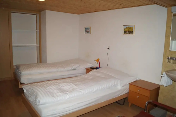 Room 5 of 26