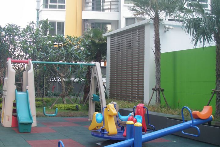 Children's play area - outdoor