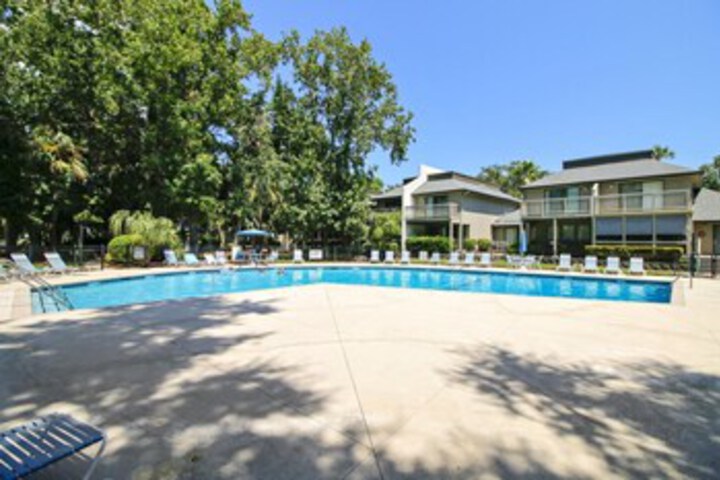 Pool 14 of 26