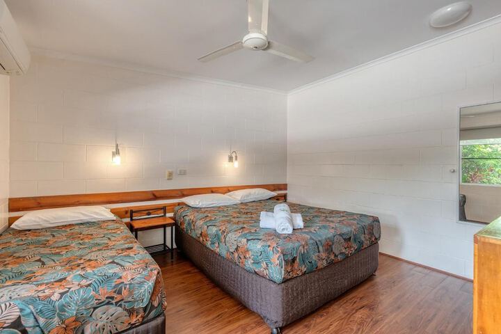 Room 11 of 53