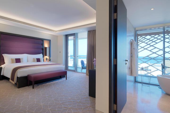Room 27 of 254