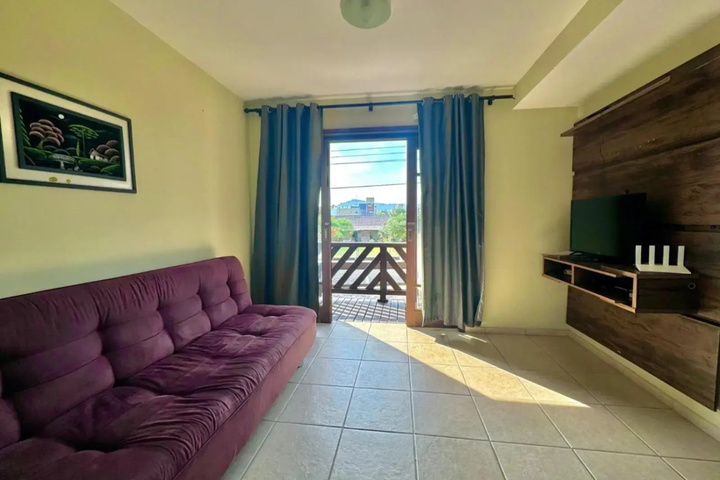 Room 5 of 21