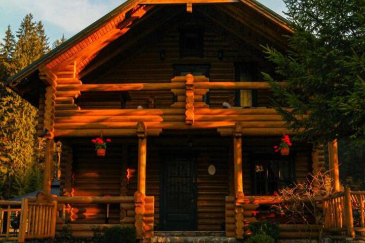 Hotel Khatky Ruslany