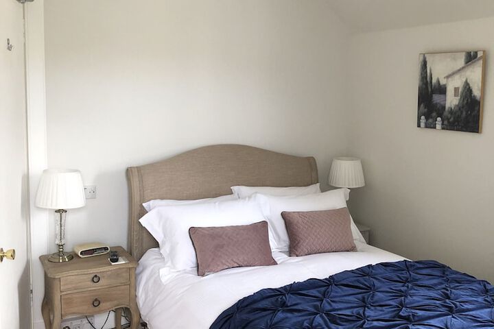 Room 6 of 23