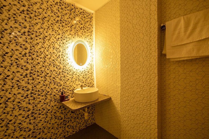 Room 21 of 29