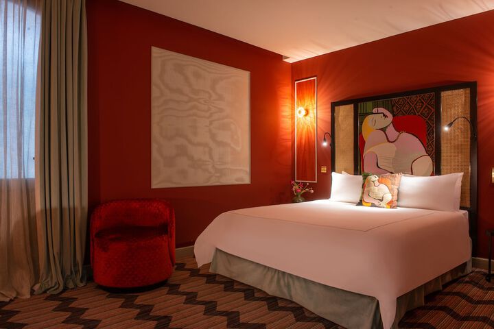 Room 7 of 47