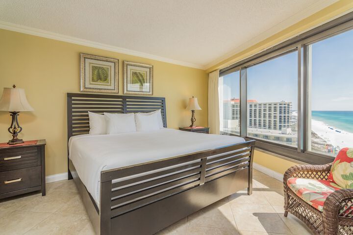 Room 8 of 262