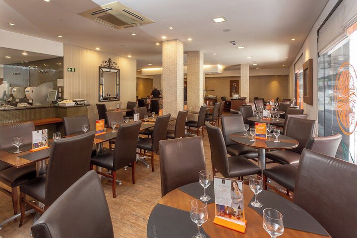 Dining 68 of 231