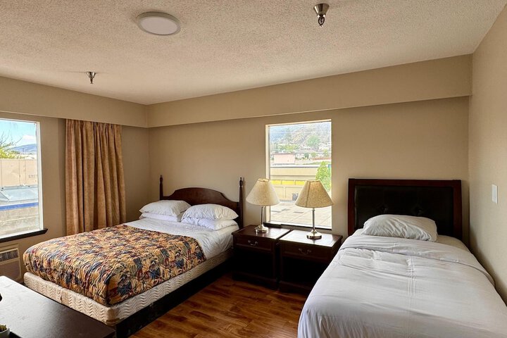 Room 5 of 22