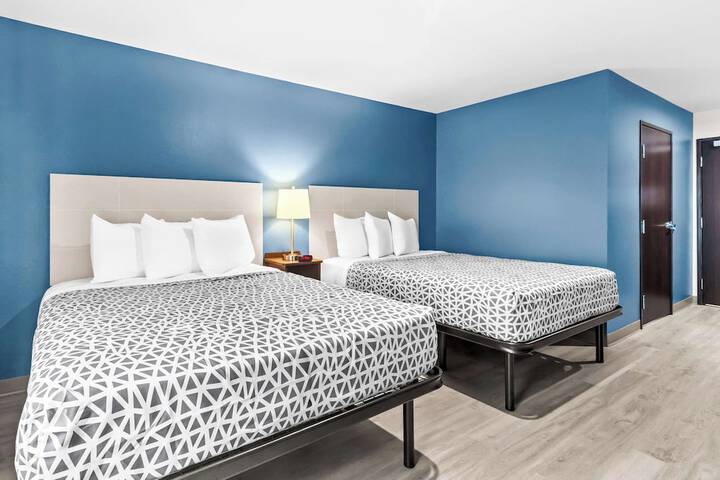 Room 30 of 35