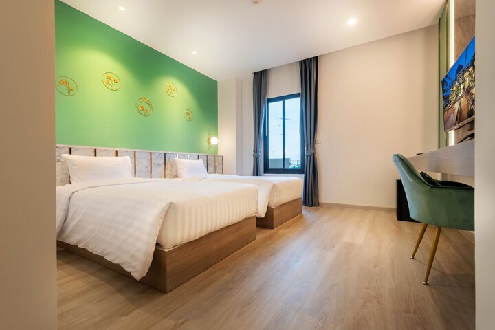Room 19 of 68