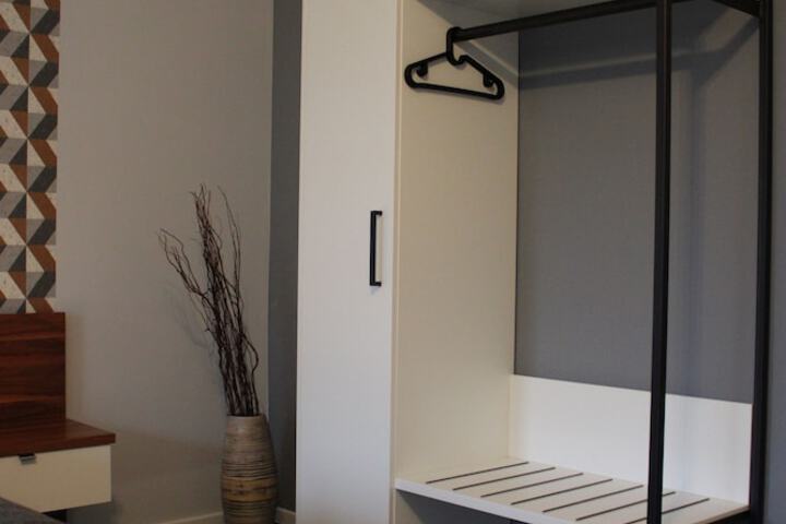 Room 13 of 63