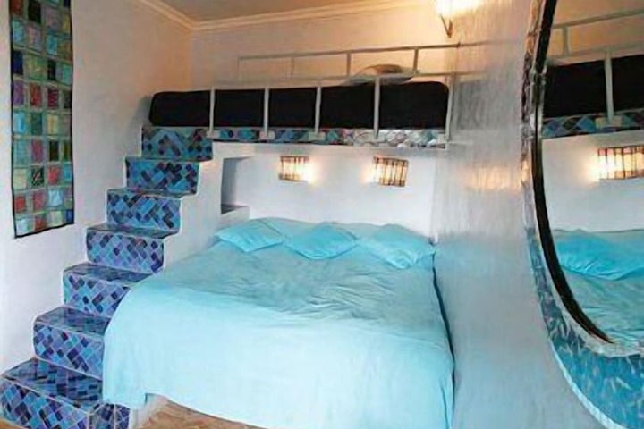 Room 26 of 55