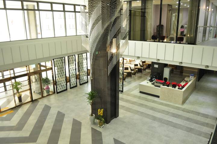 Hotel Interior 4 of 83