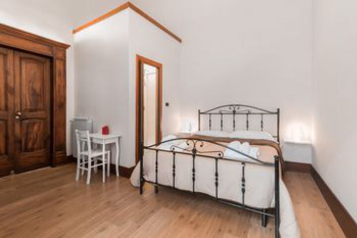 Opera Home