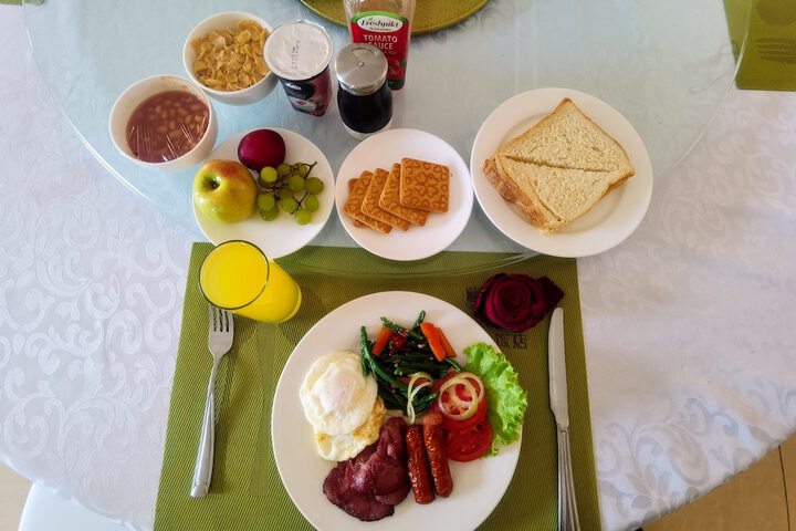 Breakfast/Coffee Service 32 of 43