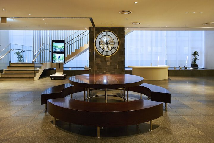 Guest Lobby