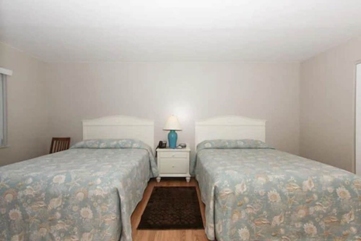 Room 11 of 47