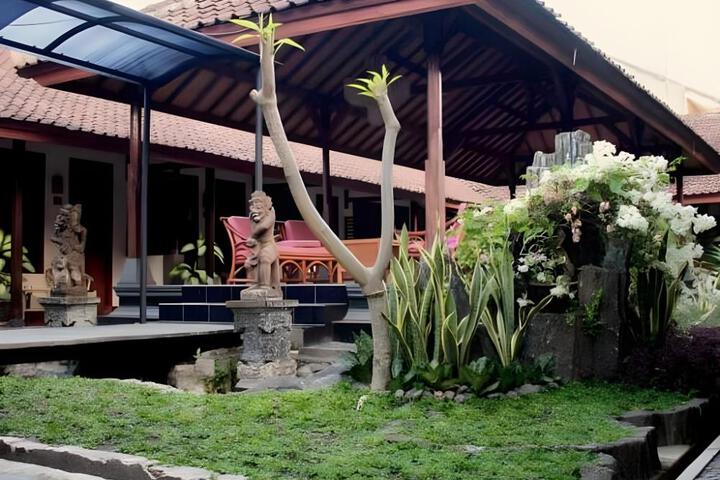 Hotel Ratih