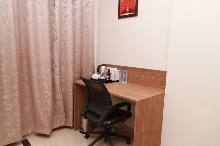 Room 10 of 22