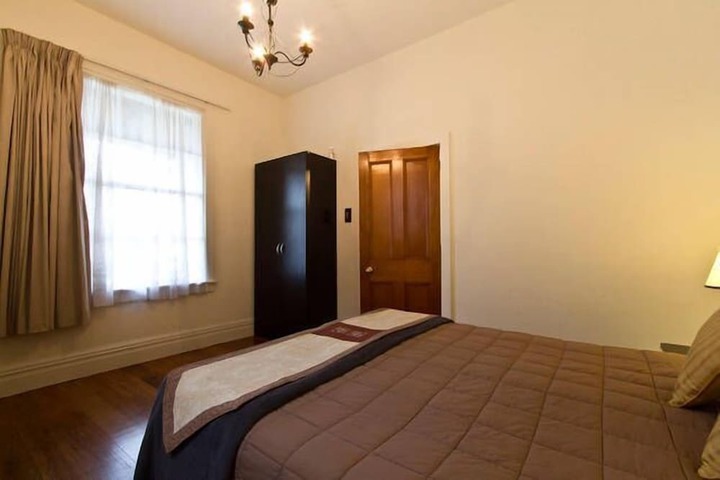 Room 12 of 41