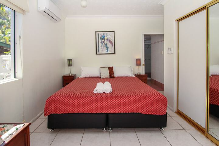 Room 2 of 14
