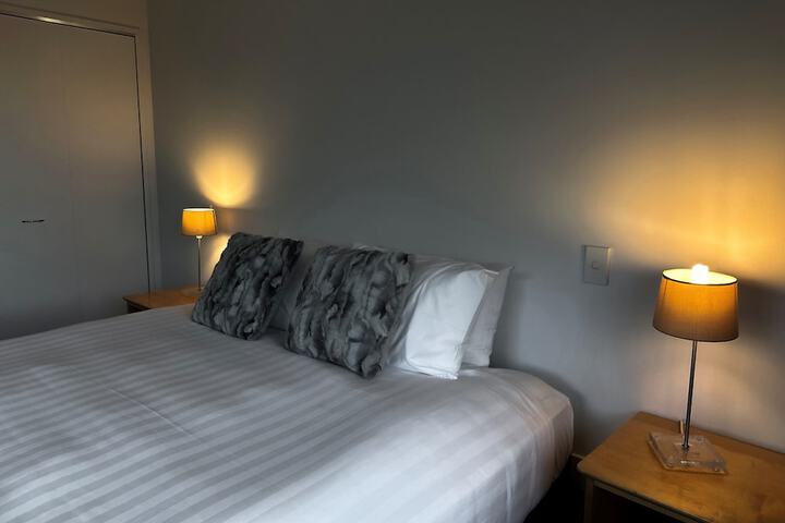 Room 19 of 77