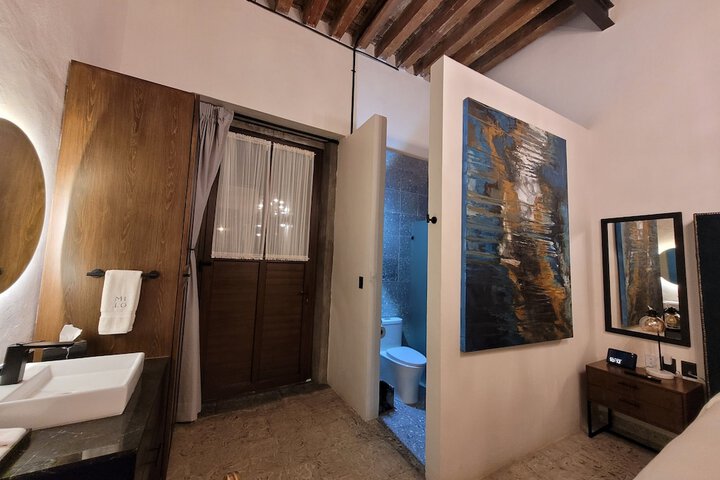 Room 89 of 135