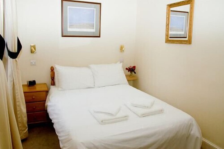 Room 7 of 45