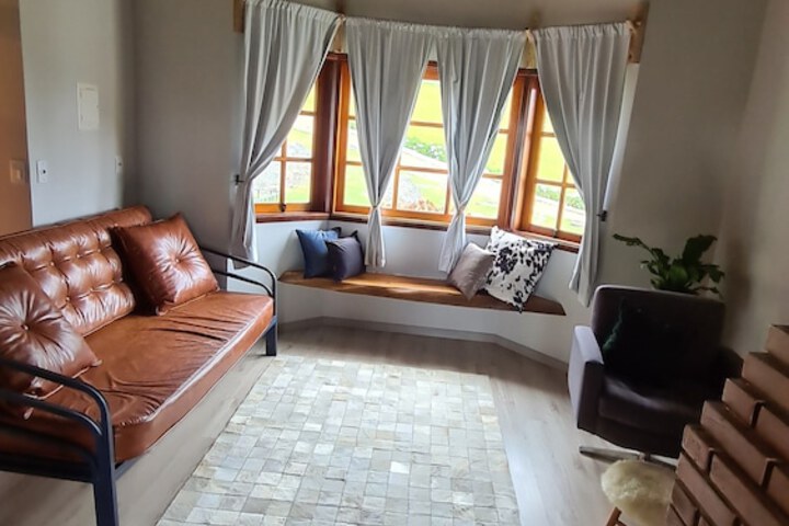 Room 14 of 37