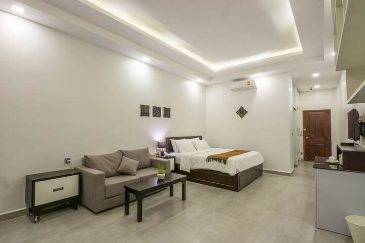 Room 6 of 44