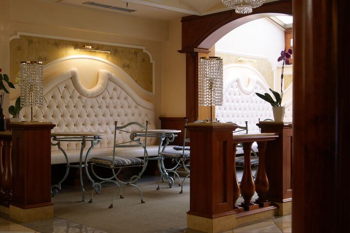 Hotel Interior 4 of 77