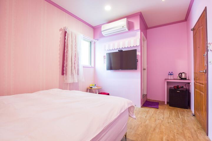 Room 6 of 39