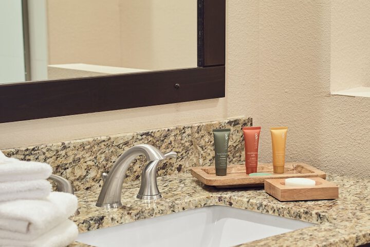 Bathroom sink