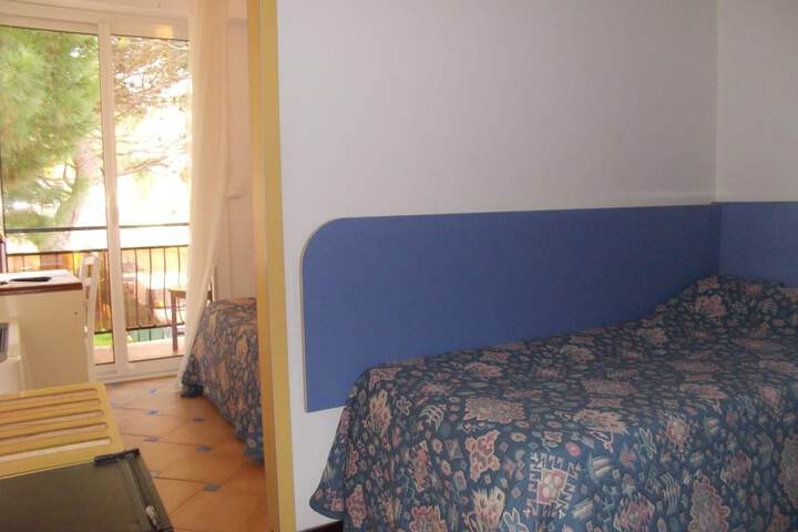 Room 6 of 46