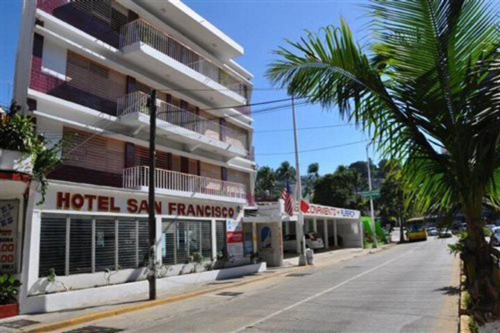 HOTEL SAN FRANCISCO ACAPULCO