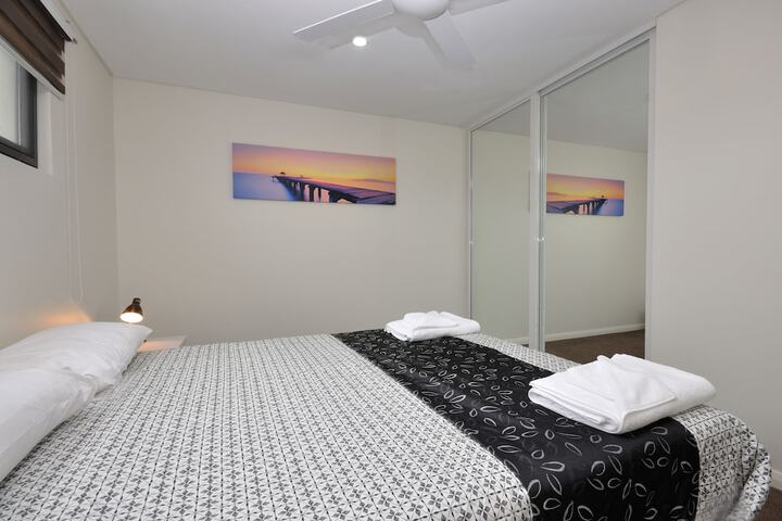 Room 2 of 21