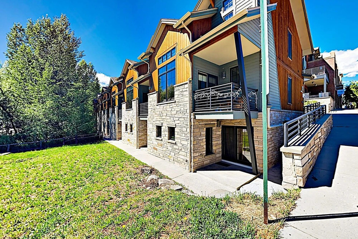 Image of Downtown Getaway W / Private Garage - Near Ski Resort 2 Bedroom Townhouse