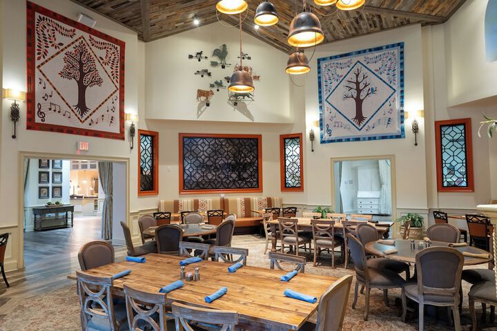 Breakfast area