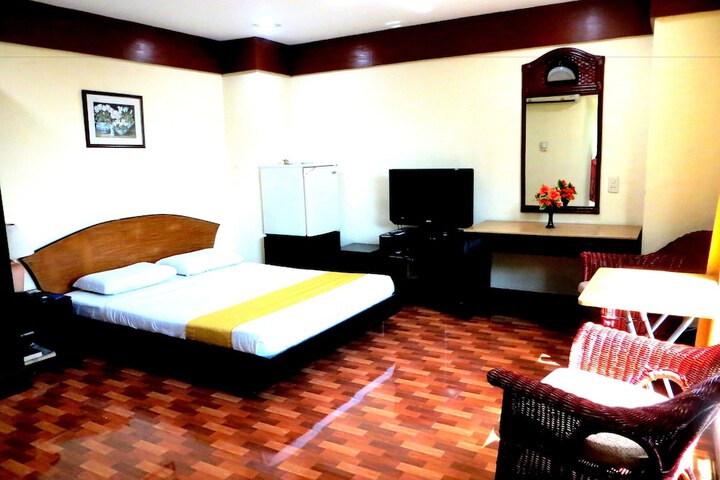 Room 11 of 44