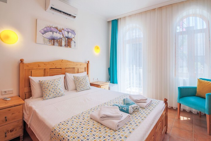 Room 20 of 77