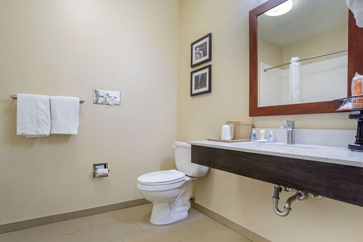 Room 12 of 19