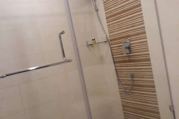 Room 85 of 129