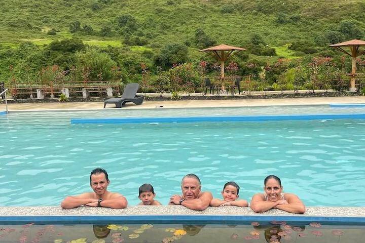 Pool 11 of 16
