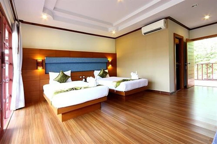 Room 9 of 57