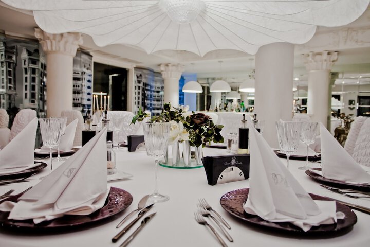 Dining 76 of 116
