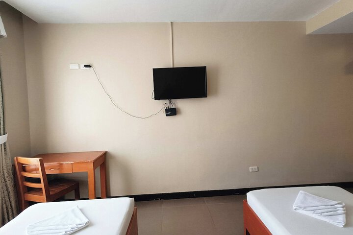 Room 11 of 73