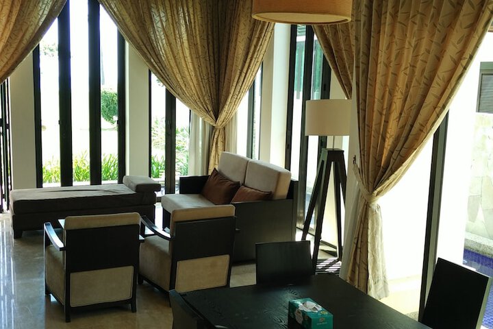 Room 19 of 56