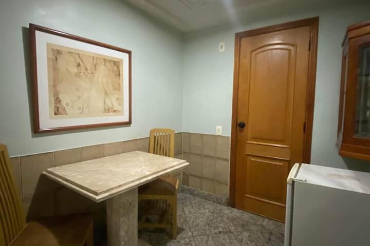 Room 3 of 9