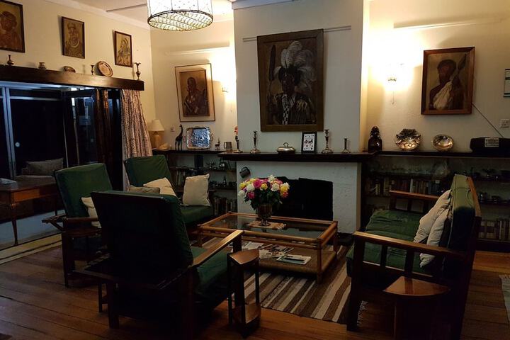 Room 30 of 115